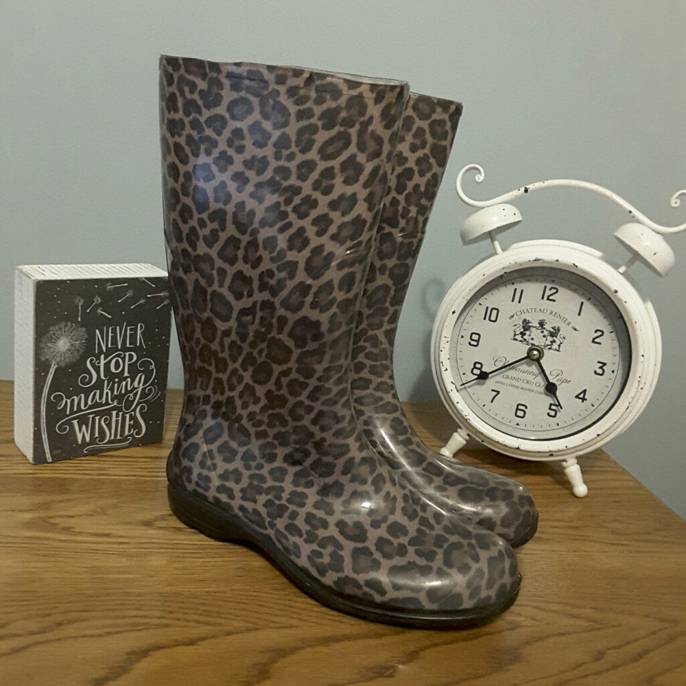 Leapord Rain Boots